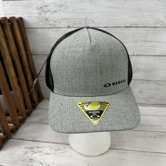Oakley Classic Mid Grigio Scuro trucker Hat Mens Gray/Black Snapback NWT‎ - Picture 1 of 9